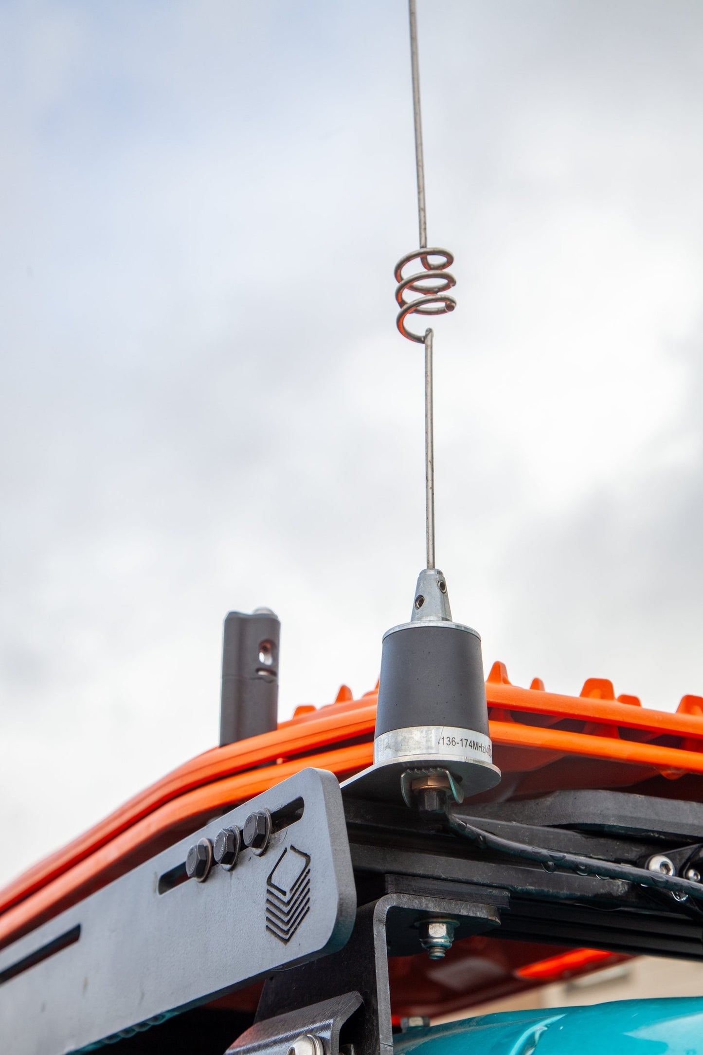 NMO Antenna mount for prinsu & similar extrusion style roof racks