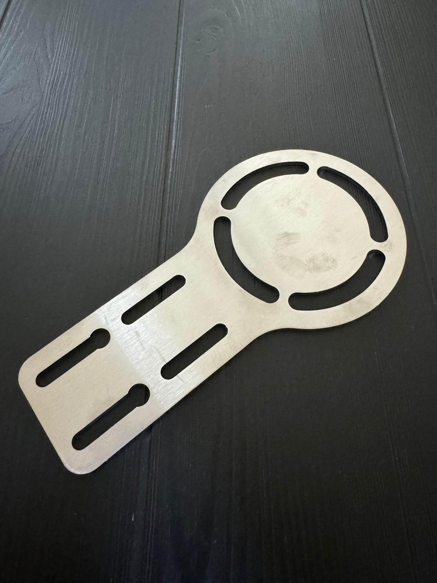 “Universal” Rotopax mounting plate